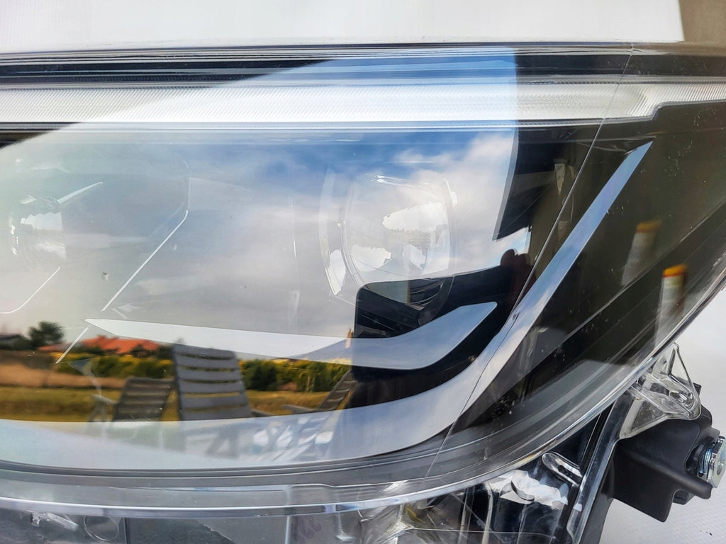 Frontscheinwerfer Toyota Yaris Cross Matrix LED Ein Satz Scheinwerfer Headlight SCH2303011496vt