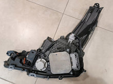 Laden Sie das Bild in den Galerie-Viewer, Frontscheinwerfer Toyota Prius Rechts Scheinwerfer Headlight