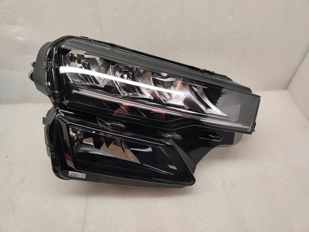 Frontscheinwerfer Skoda Karoq 57B941010 LED Rechts Scheinwerfer Headlight SCH7645925921lm