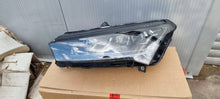 Laden Sie das Bild in den Galerie-Viewer, Frontscheinwerfer Skoda Enyaq 5LB941015B Links Scheinwerfer Headlight SCH3570866562pr