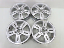 Laden Sie das Bild in den Galerie-Viewer, 4x Alufelge 15 Zoll 5.5" 4x100 45ET Silber 6763295 Mini Rim Wheel FEL1232360695ps