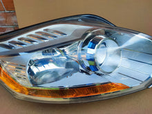 Laden Sie das Bild in den Galerie-Viewer, Frontscheinwerfer Ford Kuga Xenon Rechts Scheinwerfer Headlight