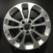 Laden Sie das Bild in den Galerie-Viewer, 4x Alufelge 17 Zoll 6.5" 5x112 38ET Glanz Silber A1564011700 Mercedes-Benz X156 FEL4541896400fh