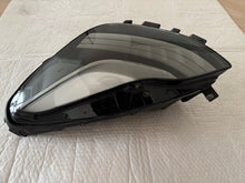 Load image into Gallery viewer, Frontscheinwerfer Tesla 3 1514952-00-D LED Links Scheinwerfer Headlight SCH9793969129pb