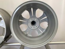 Laden Sie das Bild in den Galerie-Viewer, 4x Alufelge 17 Zoll 7.5" 5x112 6856065 BMW Rim Wheel FEL4979048921sl