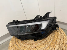 Laden Sie das Bild in den Galerie-Viewer, Frontscheinwerfer Opel Astra L LED Links Scheinwerfer Headlight SCH5491031963fi