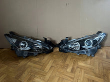 Load image into Gallery viewer, Frontscheinwerfer Mazda 3 Bm BHR151030 BHR151040 Ein Satz Scheinwerfer Headlight SCH1431884689xq