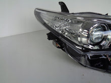 Laden Sie das Bild in den Galerie-Viewer, Frontscheinwerfer Toyota Auris 81110-02E21 LED Rechts Scheinwerfer Headlight