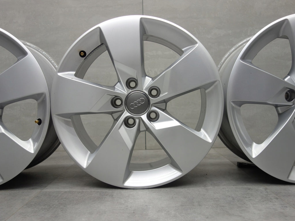 4x Alufelge 17 Zoll 7.0" 5x112 47ET 8S0601025J Audi Tt I Rim Wheel FEL5845947057zf