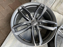 Laden Sie das Bild in den Galerie-Viewer, 1x Alufelge 19 Zoll 8.5&quot; 5x112 45ET 101028843 Rim Wheel