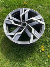 Laden Sie das Bild in den Galerie-Viewer, 1x Alufelge 19 Zoll 8.0&quot; 5x112 45ET 57A601025AE Skoda Karoq Rim Wheel