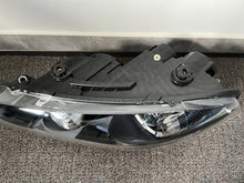 Laden Sie das Bild in den Galerie-Viewer, Frontscheinwerfer VW Scirocco 1K8941753F Xenon Links Scheinwerfer Headlight