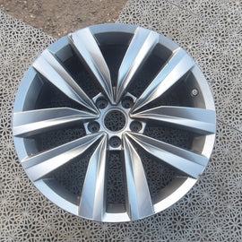 1x Alufelge 18 Zoll 8.0