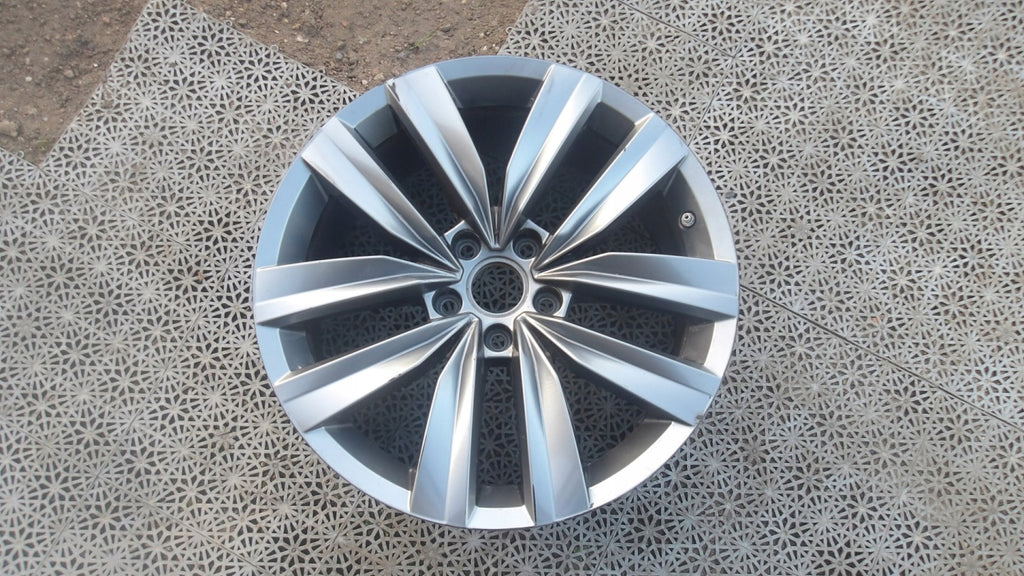 1x Alufelge 18 Zoll 8.0" 5x112 40ET 3G8601025Q VW Arteon Rim Wheel FEL3908346598uw