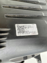 Laden Sie das Bild in den Galerie-Viewer, Frontscheinwerfer Hyundai Tucson N792162110 LED Ein Stück (Rechts oder Links)