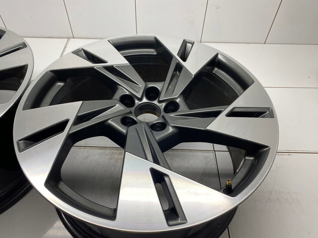 1x Alufelge 20 Zoll 9.0" 5x112 38ET 4KE601025T Audi Rim Wheel