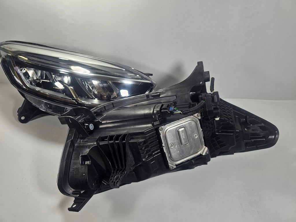 Frontscheinwerfer Renault Captur 260606152R 260107242 LED Ein Satz Headlight SCH5331130860ut