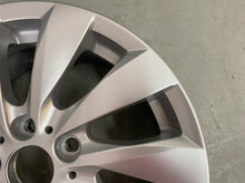 Load image into Gallery viewer, 1x Alufelge 17 Zoll 7.5" 5x120 43ET Glanz Silber 6796206 BMW 1 F21 F20 Rim Wheel FEL6713562297ye