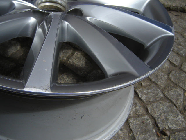 1x Alufelge 18 Zoll 8.0" 5x112 44ET Glanz Silber 3C0601025BA VW Scirocco Passat