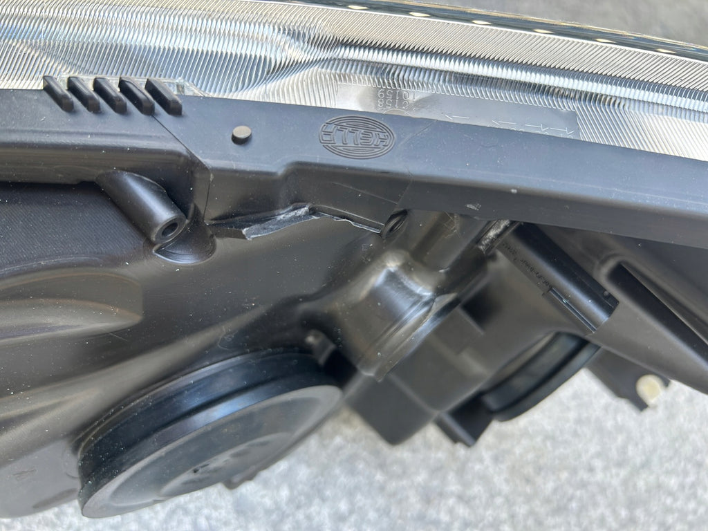 Frontscheinwerfer Renault Scenic 7701064130E Rechts Scheinwerfer Headlight SCH2787643787pb