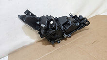 Laden Sie das Bild in den Galerie-Viewer, Frontscheinwerfer Mazda 3 I B63C-51040 LED Links Scheinwerfer Headlight SCH2514080014vc