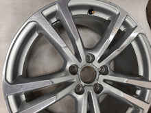 Load image into Gallery viewer, 1x Alufelge 18 Zoll 8.0" 5x112 46ET Glanz Silber 8V0601025BC Audi A3 Rim Wheel FEL5930202284xt