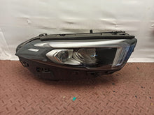 Laden Sie das Bild in den Galerie-Viewer, Frontscheinwerfer Mercedes-Benz W177 A1779064803 Full LED Rechts Headlight SCH4334356466kf