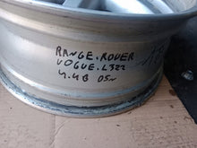 Laden Sie das Bild in den Galerie-Viewer, 1x Alufelge 18 Zoll 7.5&quot; 5x120 6750217-7 Land Rover Range Rim Wheel