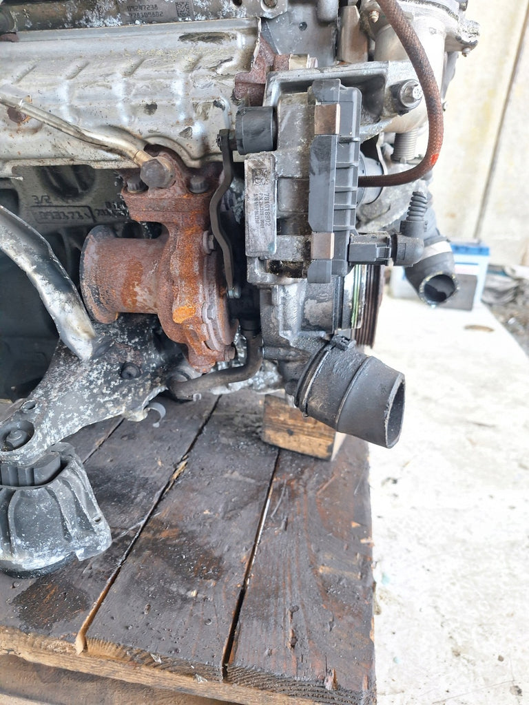 Motor BMW 3 E91 E90 N47D20C 2.0 2009 Diesel Engine Unkomplett