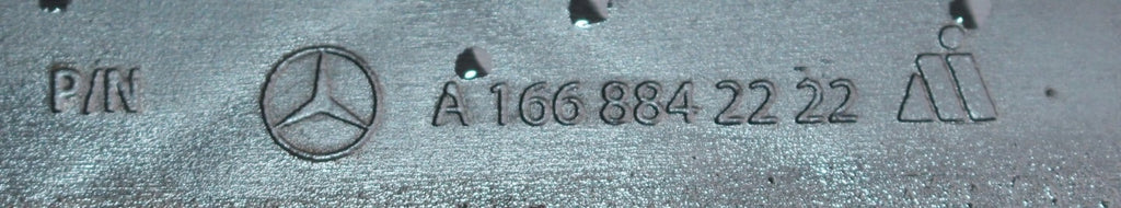 Rückleuchte Mercedes-Benz A1668800824 A1668842222 A1668200756 A2040065501 Rechts