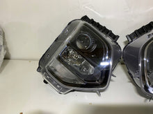 Load image into Gallery viewer, Frontscheinwerfer Hyundai Santa Fe Ein Stück (Rechts oder Links) Headlight