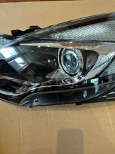 Laden Sie das Bild in den Galerie-Viewer, Frontscheinwerfer Opel Zafira C 39009021 Links Scheinwerfer Headlight SCH3383685736de