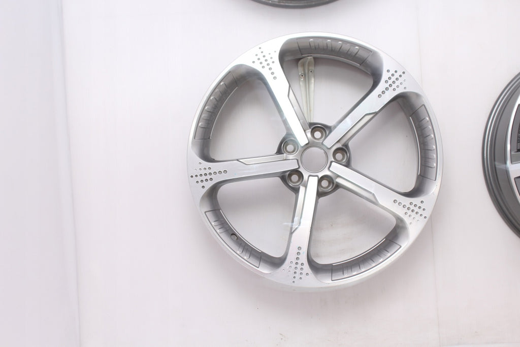 1x Alufelge 20 Zoll 6.5" 5x114.3 33ET Glanz Silber 403002486R Renault Rim Wheel FEL8767111388zq