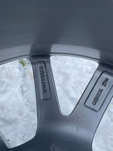 Load image into Gallery viewer, 1x Alufelge 18 Zoll 7.5&quot; 5x112 37ET Glanz Silber 4G0071498 Audi A6 Rim Wheel