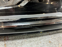 Laden Sie das Bild in den Galerie-Viewer, Frontscheinwerfer VW Polo 6C1941006B Rechts Scheinwerfer Headlight SCH7993476848us
