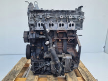 Load image into Gallery viewer, Motor Nissan Qashqai I M9R832 2.0 DCI 150PS 110kW 180TKm 2006 Diesel Unkomplett MOT3184429859xl