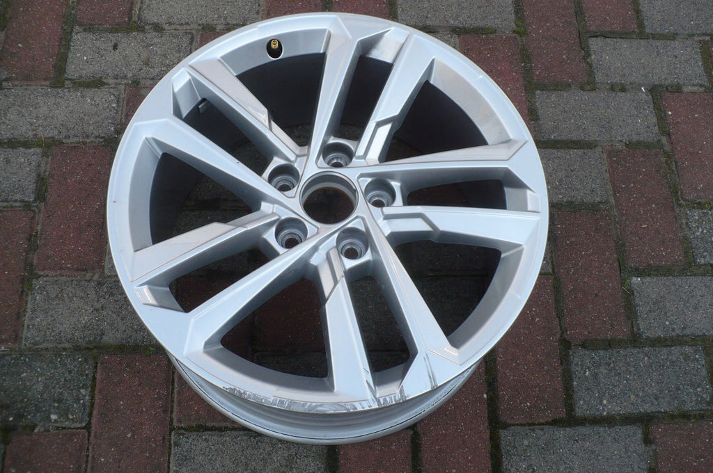 1x Alufelge 17 Zoll 8.0" 5x112 46ET Glanz Silber 8Y0601025E Audi A3 Rim Wheel