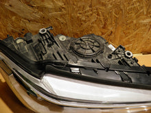 Load image into Gallery viewer, Frontscheinwerfer BMW 5 G31 G30 8499122-01 LED Rechts Scheinwerfer Headlight SCH8644065870ck