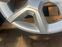 Laden Sie das Bild in den Galerie-Viewer, 1x Alufelge 17 Zoll 4x108 52197381 Jeep Rim Wheel FEL3929642026yf