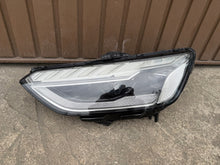 Laden Sie das Bild in den Galerie-Viewer, Frontscheinwerfer Audi A4 B9 8W0941035E LED Links Scheinwerfer Headlight SCH7568011096eo
