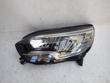 Laden Sie das Bild in den Galerie-Viewer, Frontscheinwerfer Renault Scenic 260606727R Ein Stück (Rechts oder Links) SCH2593775416qm