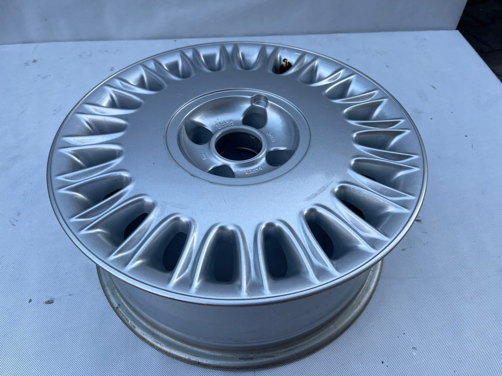 1x Alufelge 16 Zoll 6.5" 4x108 26ET Citroën C5 Rim Wheel FEL4063544304tr
