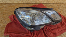 Load image into Gallery viewer, Frontscheinwerfer Mercedes-Benz W212 A2128205861 Xenon Rechts Headlight SCH7846848735fw