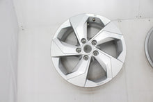 Laden Sie das Bild in den Galerie-Viewer, 1x Alufelge 17 Zoll 7.0&quot; 5x114.3 35ET Glanz Silber KE096P200 Nissan 1 Rim Wheel