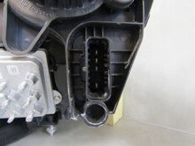 Laden Sie das Bild in den Galerie-Viewer, Frontscheinwerfer Peugeot 2008 208 II 9850177480 LED Rechts Headlight SCH3501561653ry