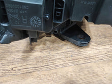 Laden Sie das Bild in den Galerie-Viewer, Frontscheinwerfer Mercedes-Benz W206 A2069068204 Rechts Scheinwerfer Headlight SCH1653237617rb