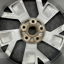 Load image into Gallery viewer, 1x Alufelge 19 Zoll 7.0" 5x112 43ET Glanz Silber 565601025 Skoda Kodiaq FEL4126166609rs