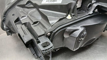 Laden Sie das Bild in den Galerie-Viewer, Frontscheinwerfer Volvo Xc60 89908021 Rechts Scheinwerfer Headlight SCH3279598077ow