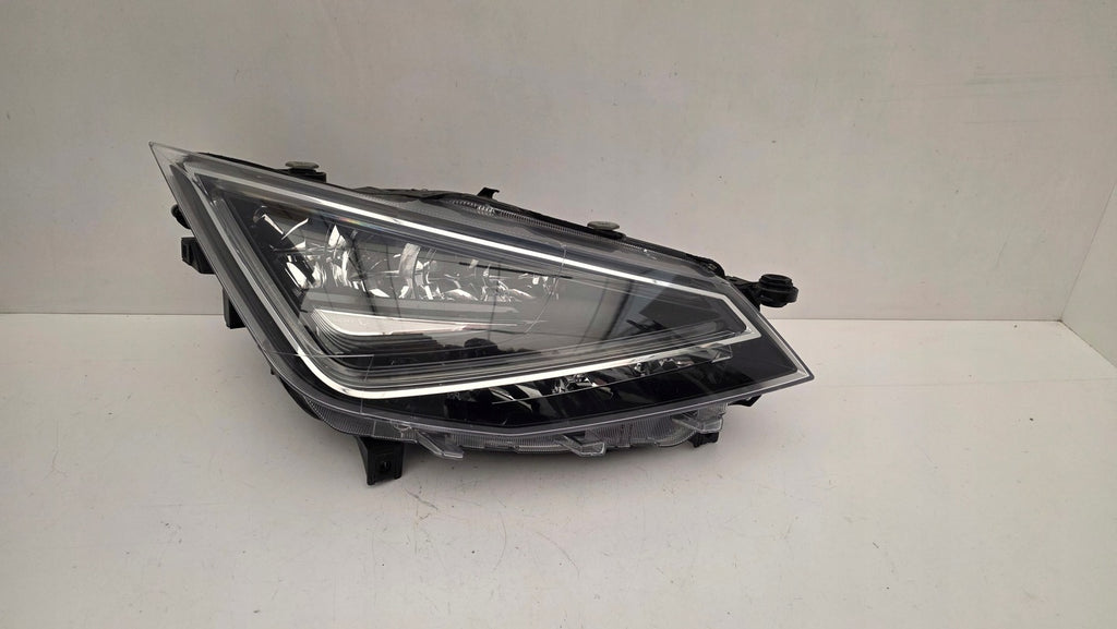 Frontscheinwerfer Seat I Ibiza 6F1941008E LED Rechts Scheinwerfer Headlight