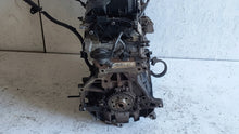 Laden Sie das Bild in den Galerie-Viewer, Motor Audi Skoda VW CLH 1.6 TDI Diesel Engine Unkomplett